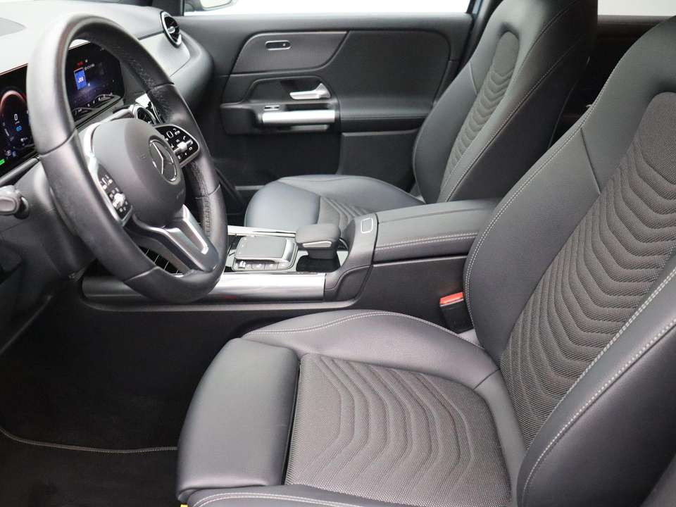 Mercedes-Benz GLA 250 - Imagem 13