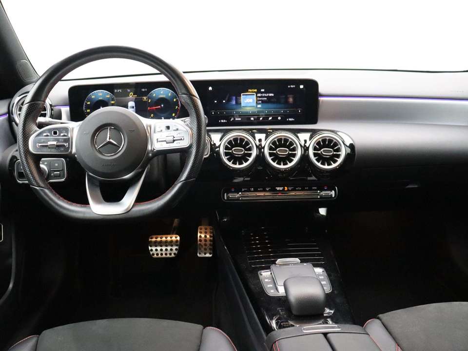 Mercedes-Benz A 180 - Imagem 15