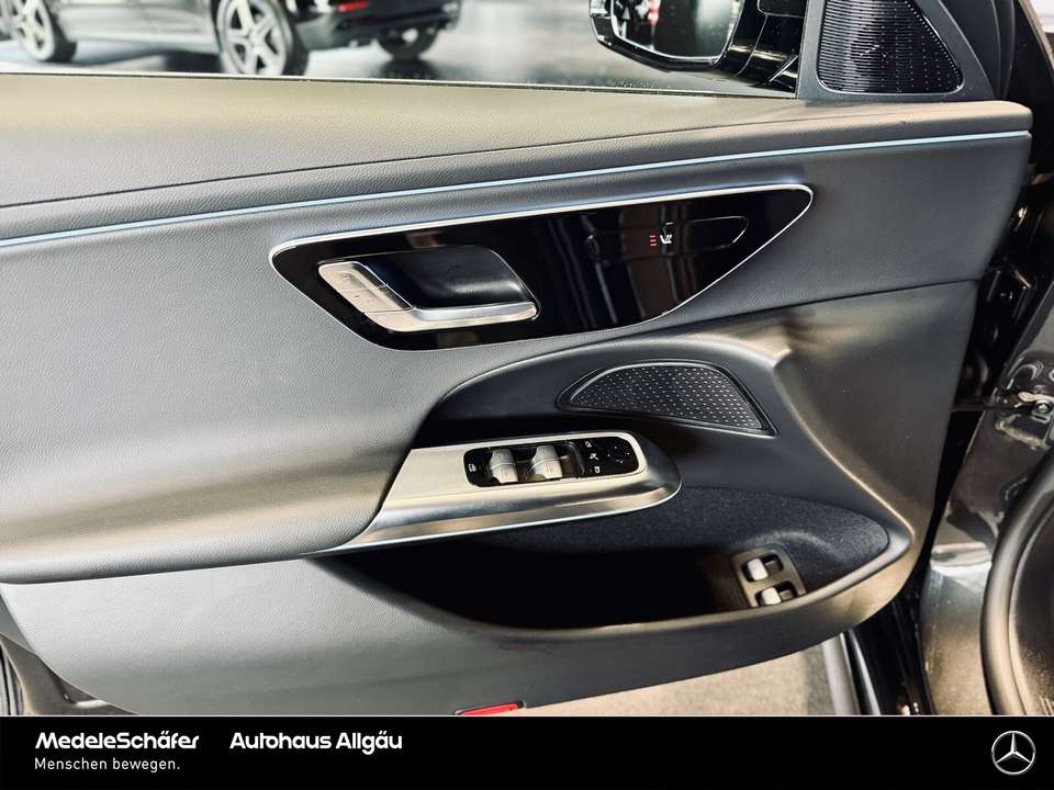Mercedes-Benz E 300 - Imagem 3