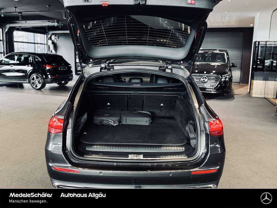 Mercedes-Benz E 300 - Imagem 11