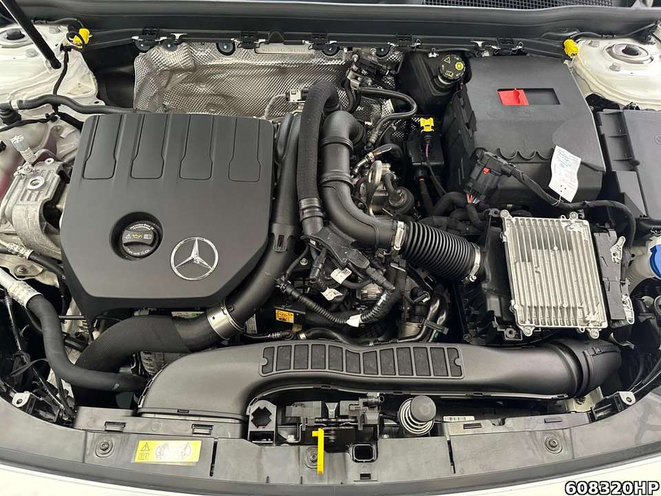 Mercedes-Benz CLA 200 - Imagem 7