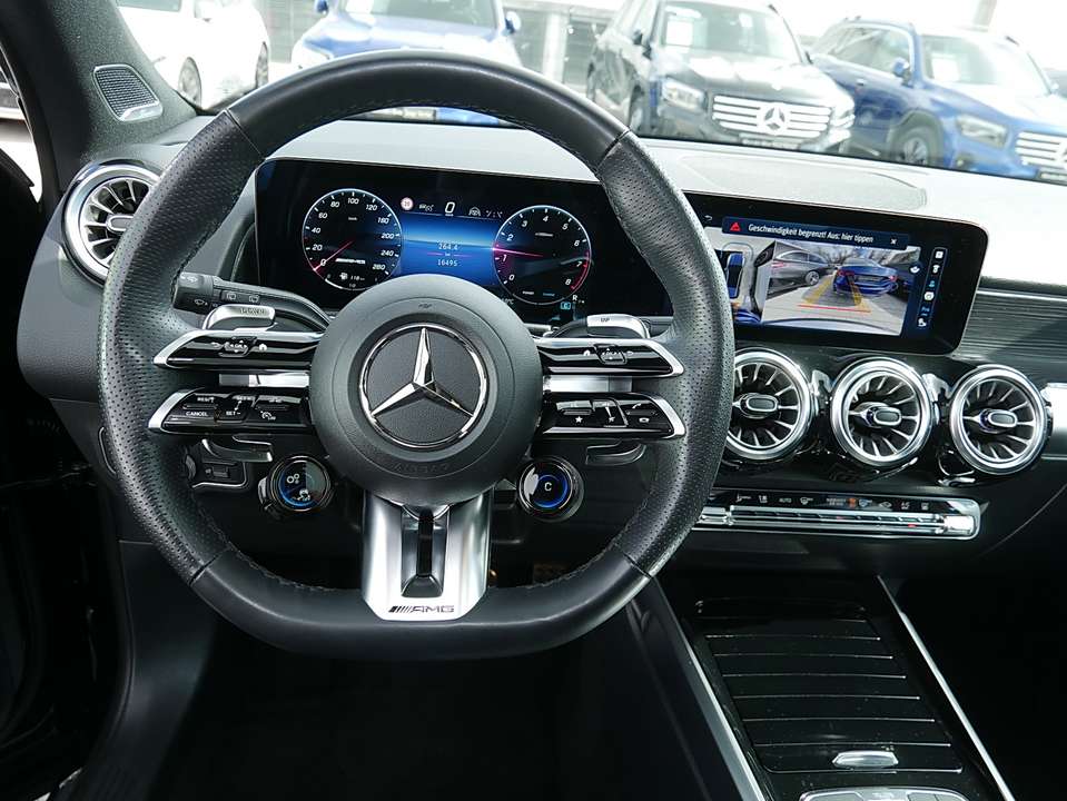 Mercedes-Benz GLB 35 AMG - Imagem 11