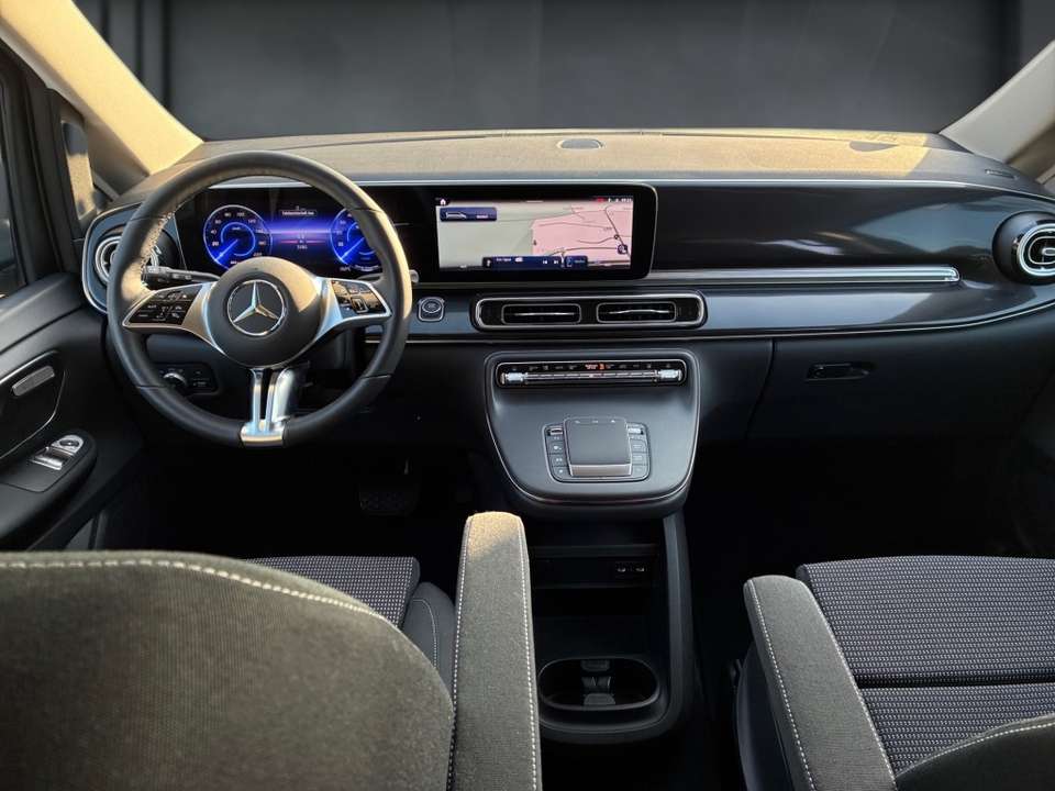 Mercedes-Benz EQV 300 - Imagem 14