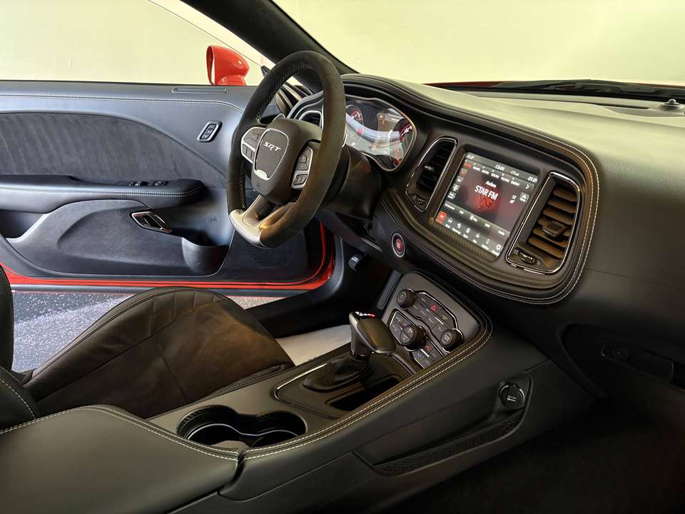 Dodge Challenger - Imagem 13
