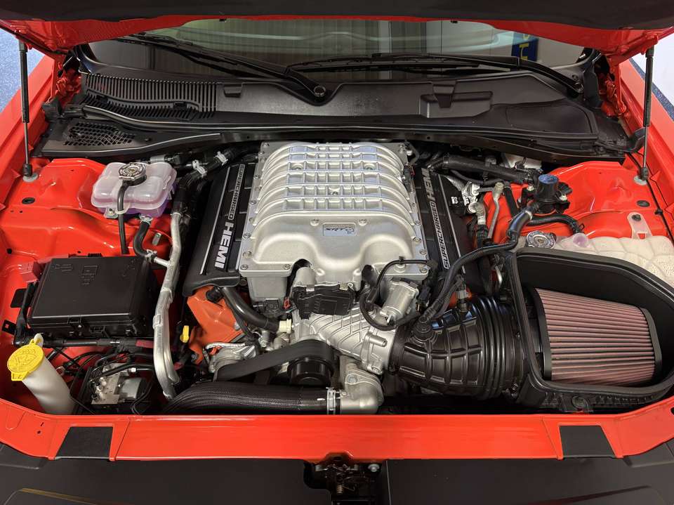 Dodge Challenger - Imagem 17