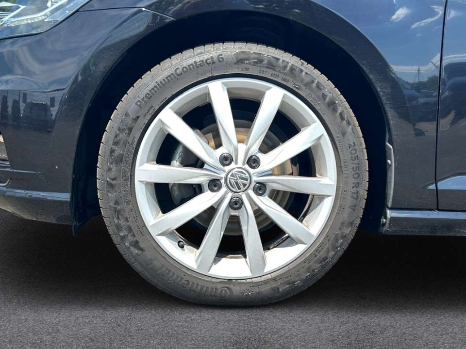 Volkswagen Golf - Imagem 11