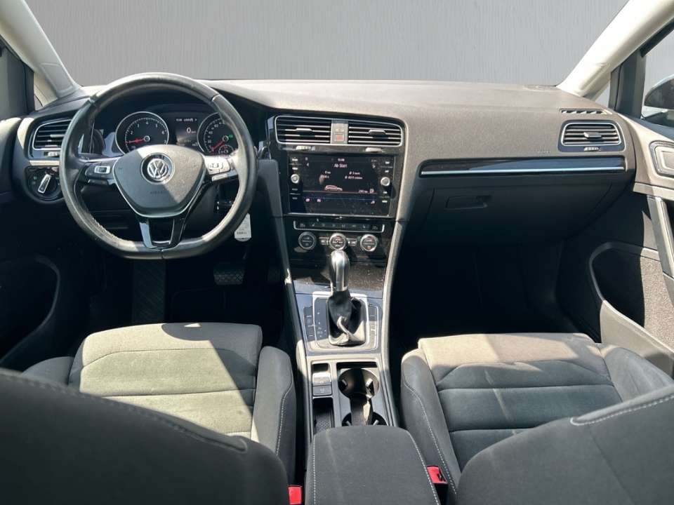 Volkswagen Golf - Imagem 15