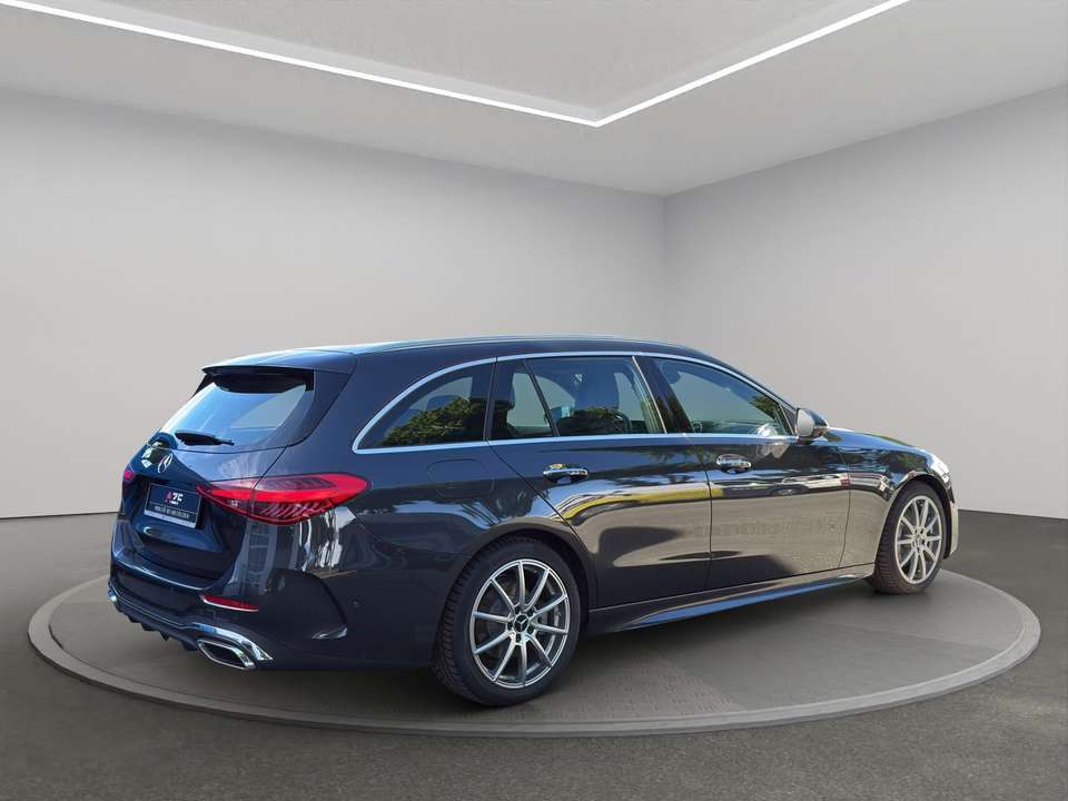 Mercedes-Benz C 300 - Imagem 4