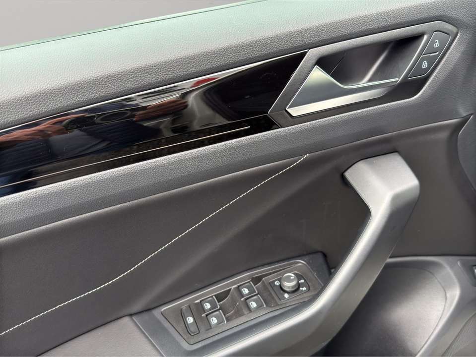 Volkswagen T-Roc - Imagem 13