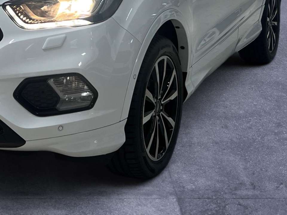 Ford Kuga - Imagem 6