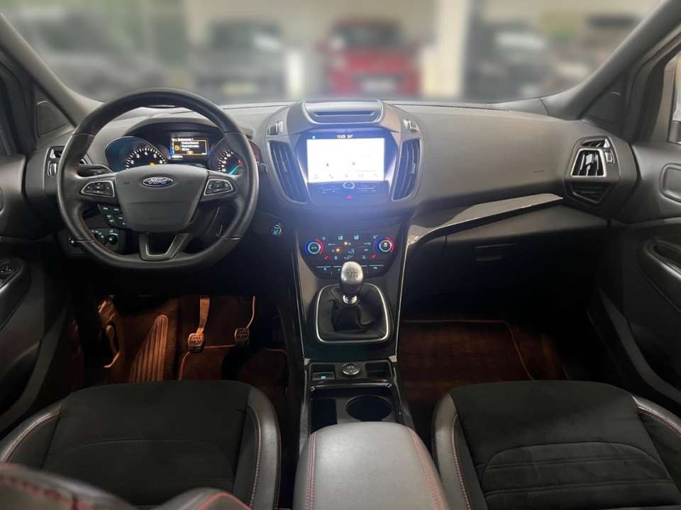 Ford Kuga - Imagem 10