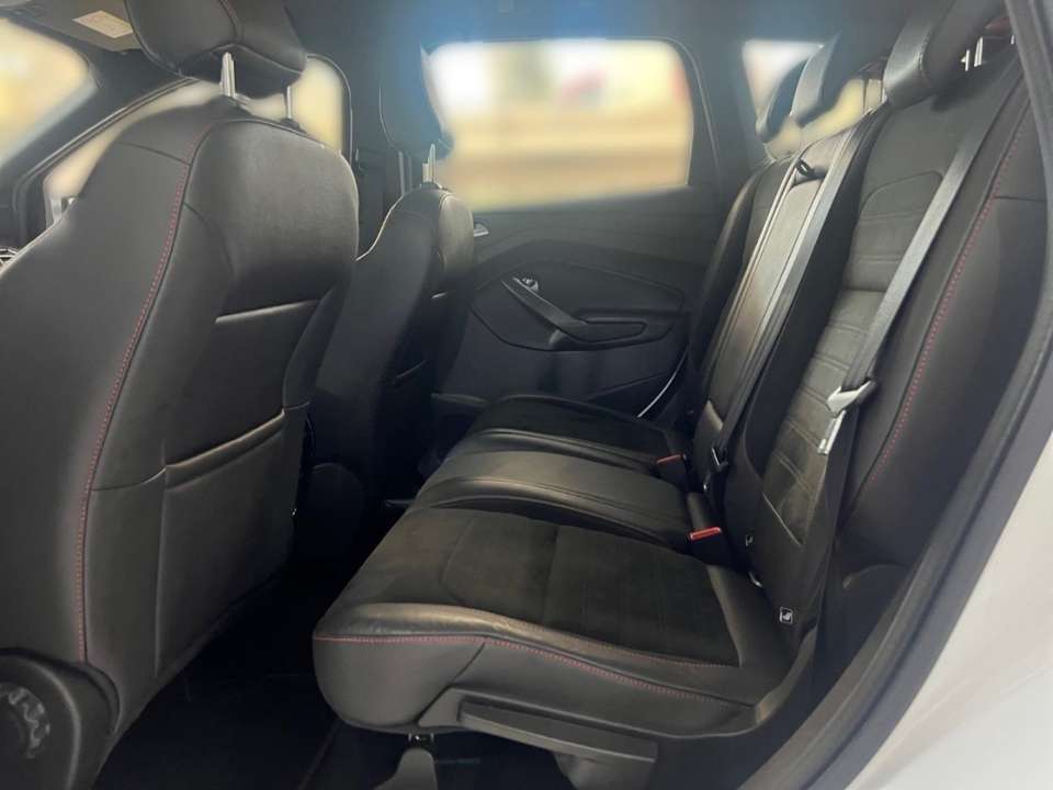 Ford Kuga - Imagem 11