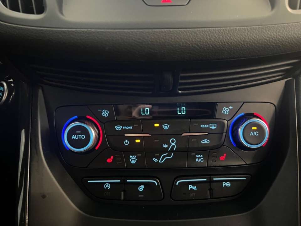 Ford Kuga - Imagem 14