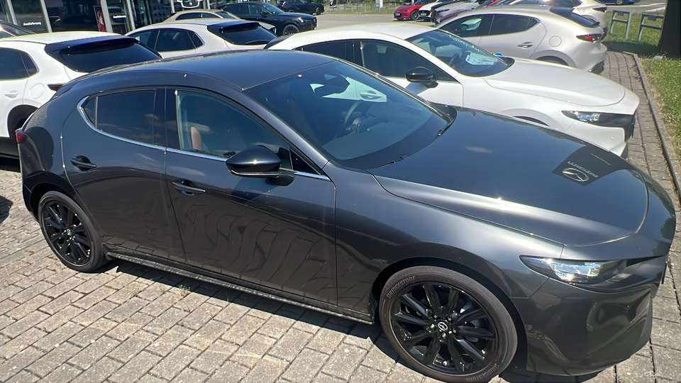 Mazda 3 - Imagem 2