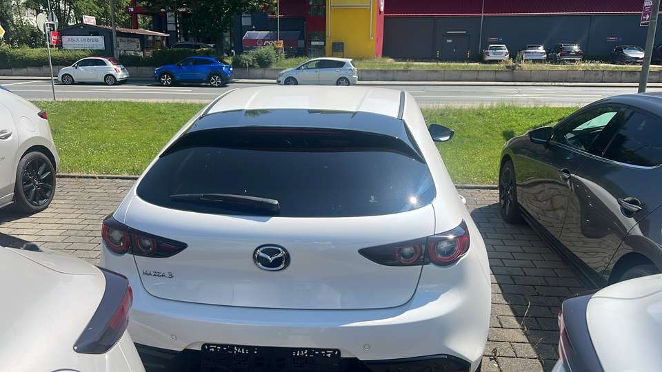 Mazda 3 - Imagem 9