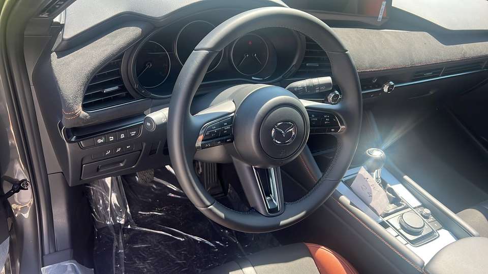 Mazda 3 - Imagem 12