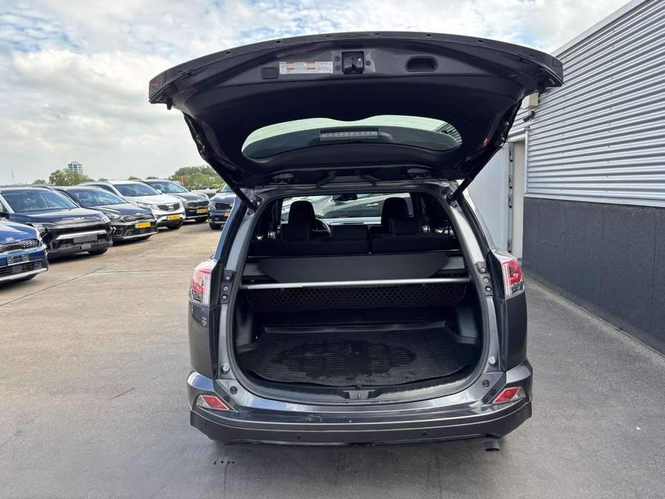 Toyota RAV 4 - Imagem 10