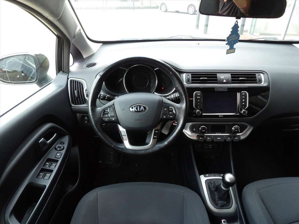 Kia Rio - Imagem 12