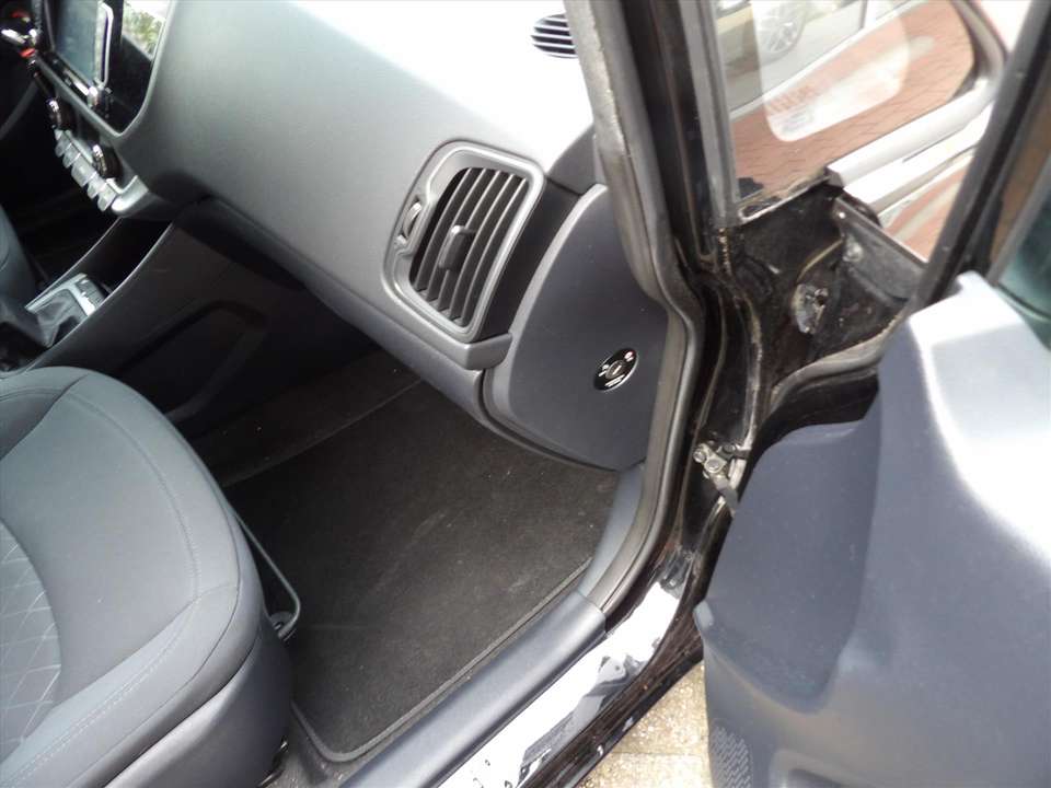Kia Rio - Imagem 19