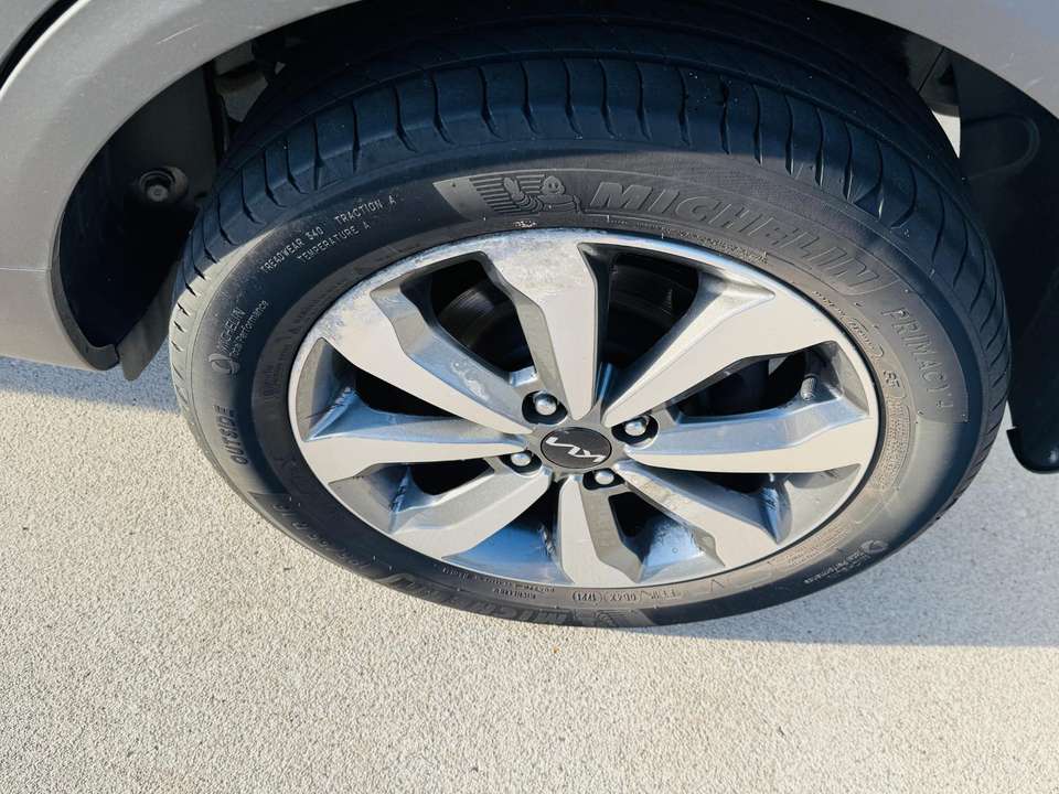 Kia Stonic - Imagem 8