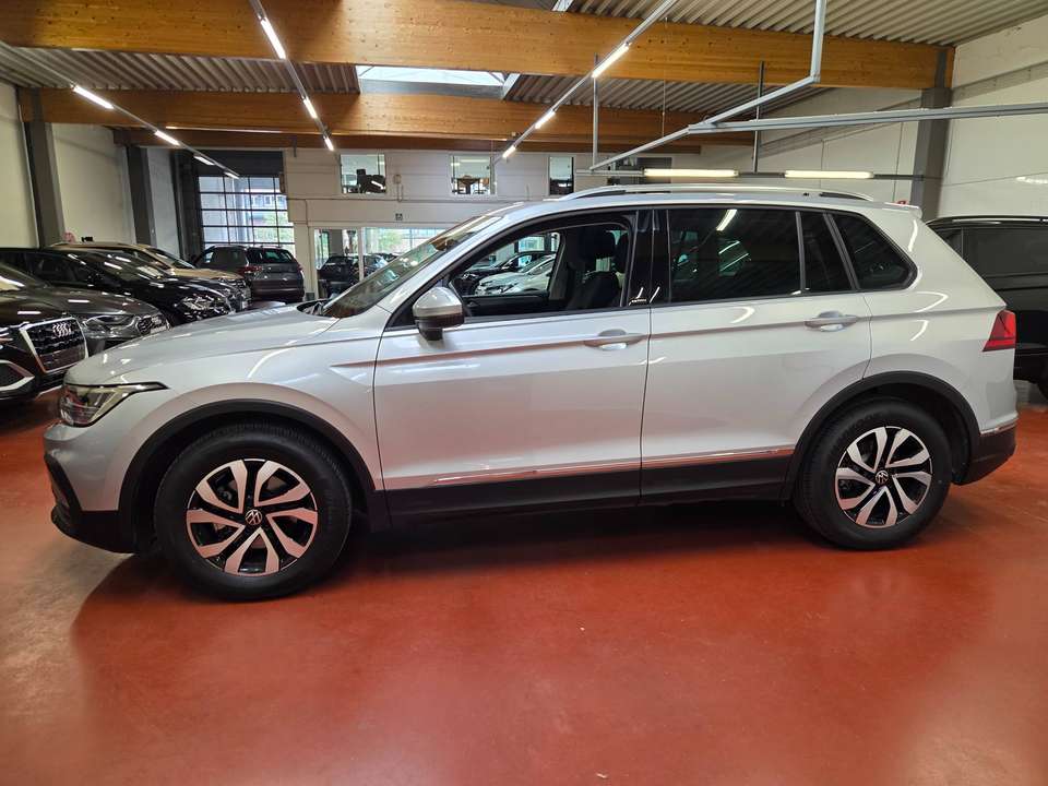 Volkswagen Tiguan - Imagem 2