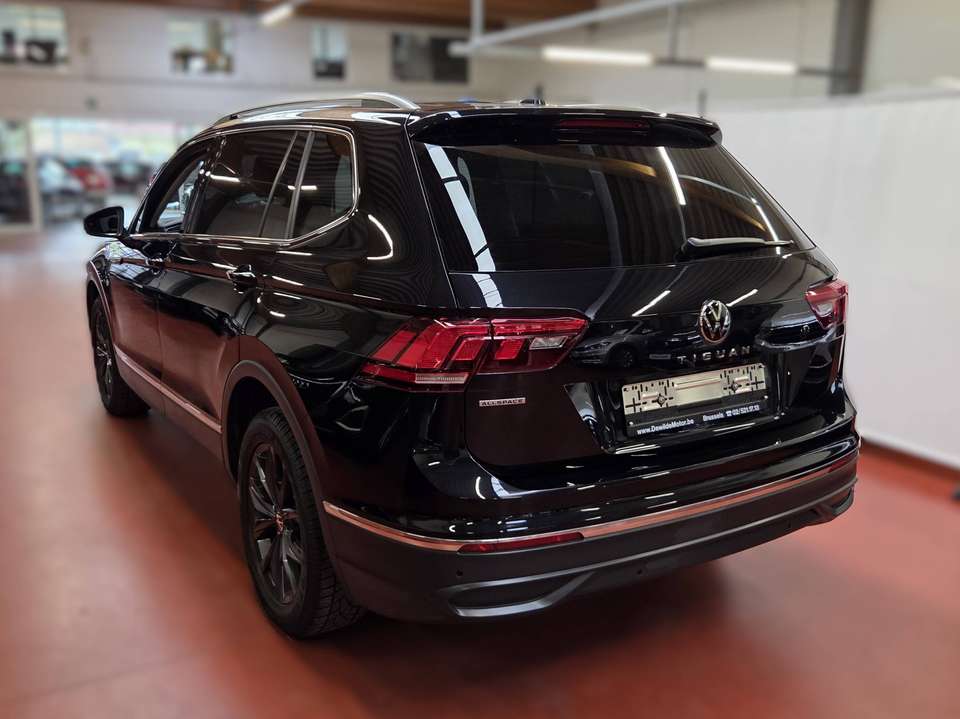 Volkswagen Tiguan Allspace - Imagem 5