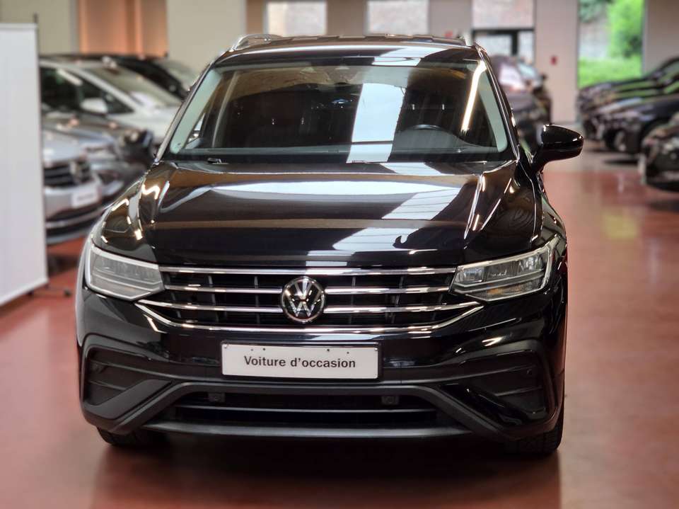Volkswagen Tiguan Allspace - Imagem 6