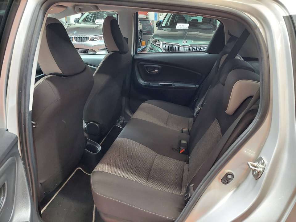 Toyota Yaris - Imagem 7