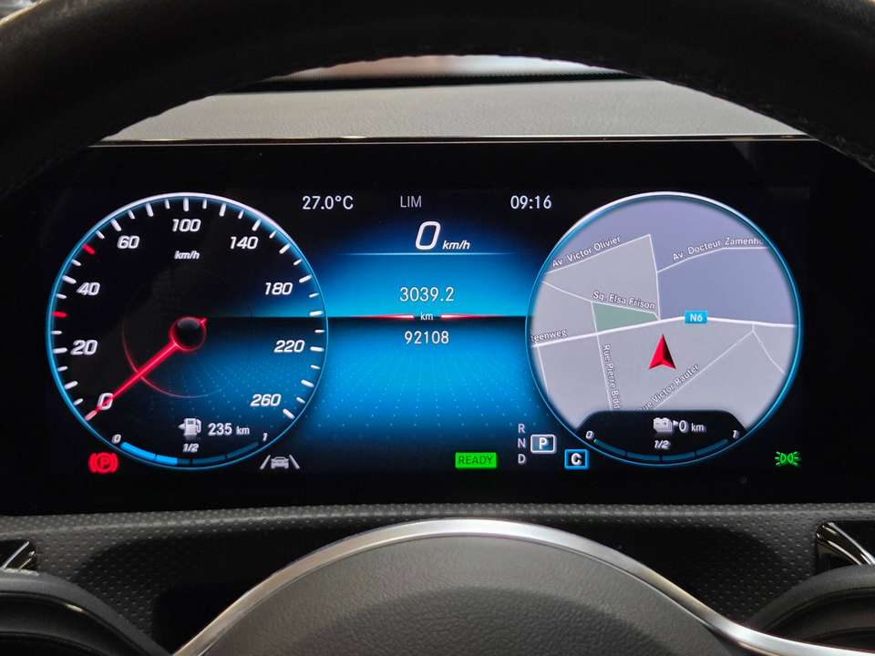 Mercedes-Benz A 250 - Imagem 13