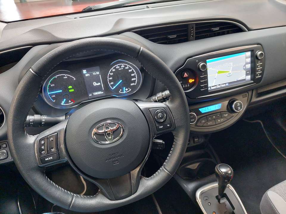 Toyota Yaris - Imagem 11