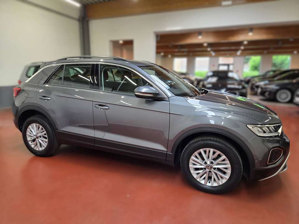 Volkswagen T-Roc - Imagem 2