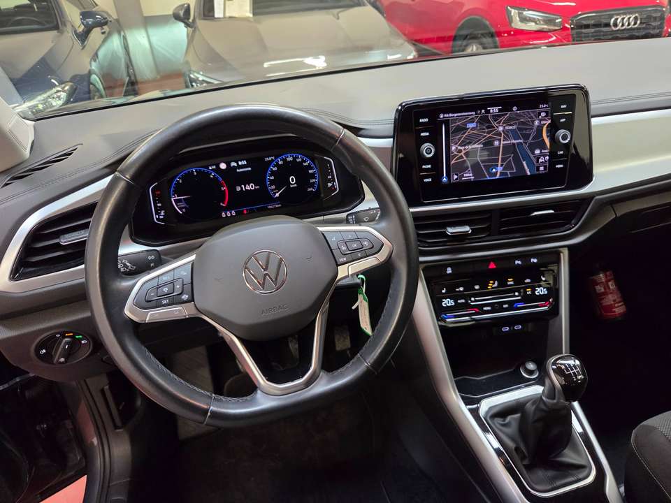 Volkswagen T-Roc - Imagem 10