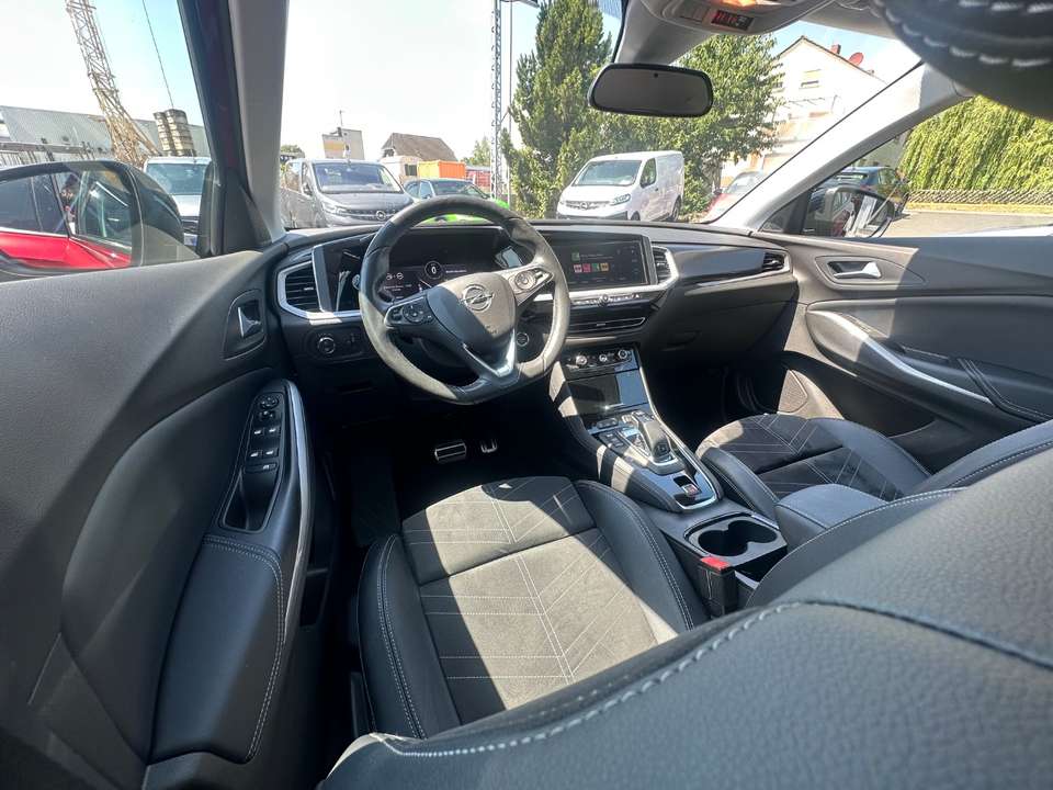 Opel Grandland - Imagem 13
