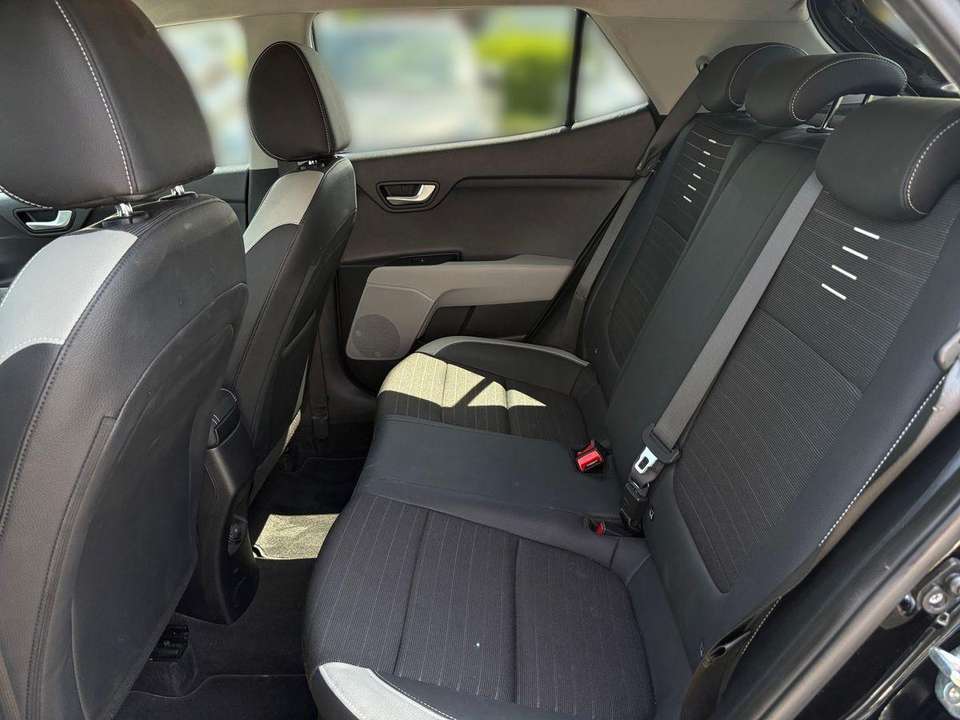 Kia Stonic - Imagem 12