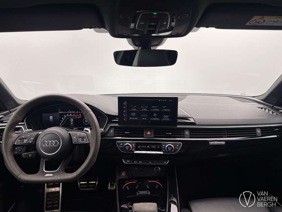 Audi RS4 - Imagem 4