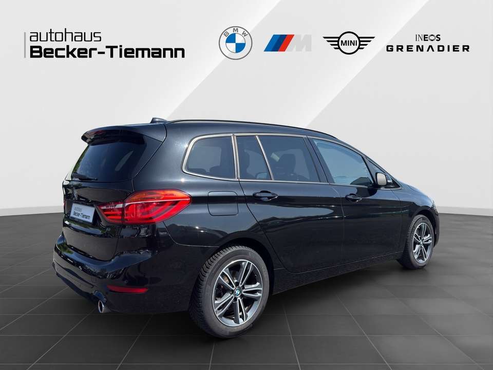 BMW 218 - Imagem 6