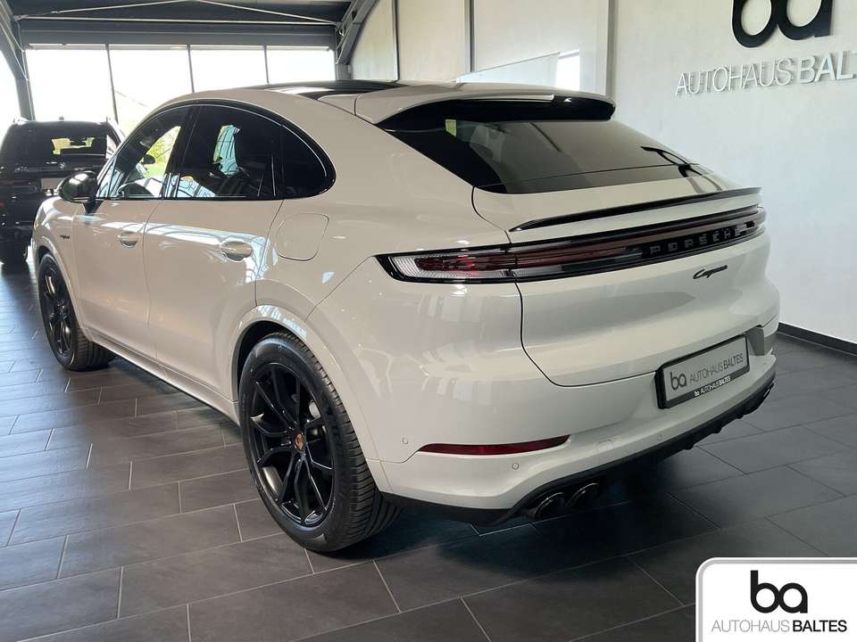 Porsche Cayenne - Imagem 4
