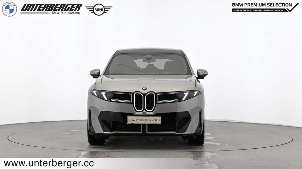 BMW iX3 - Imagem 2