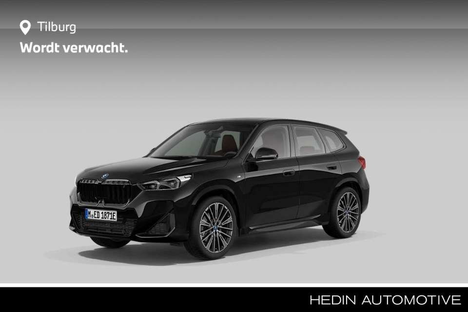 BMW iX1 - Imagem 1