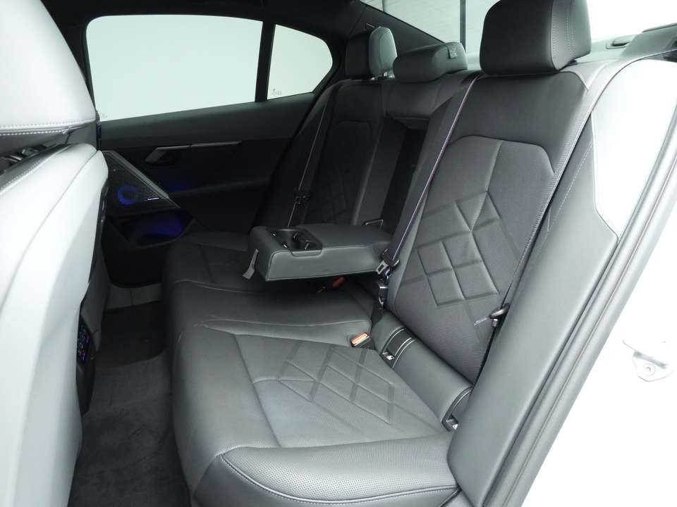BMW 520 - Imagem 8