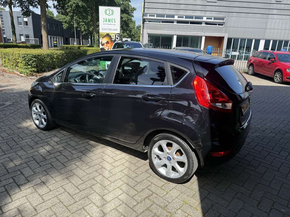 Ford Fiesta - Imagem 3