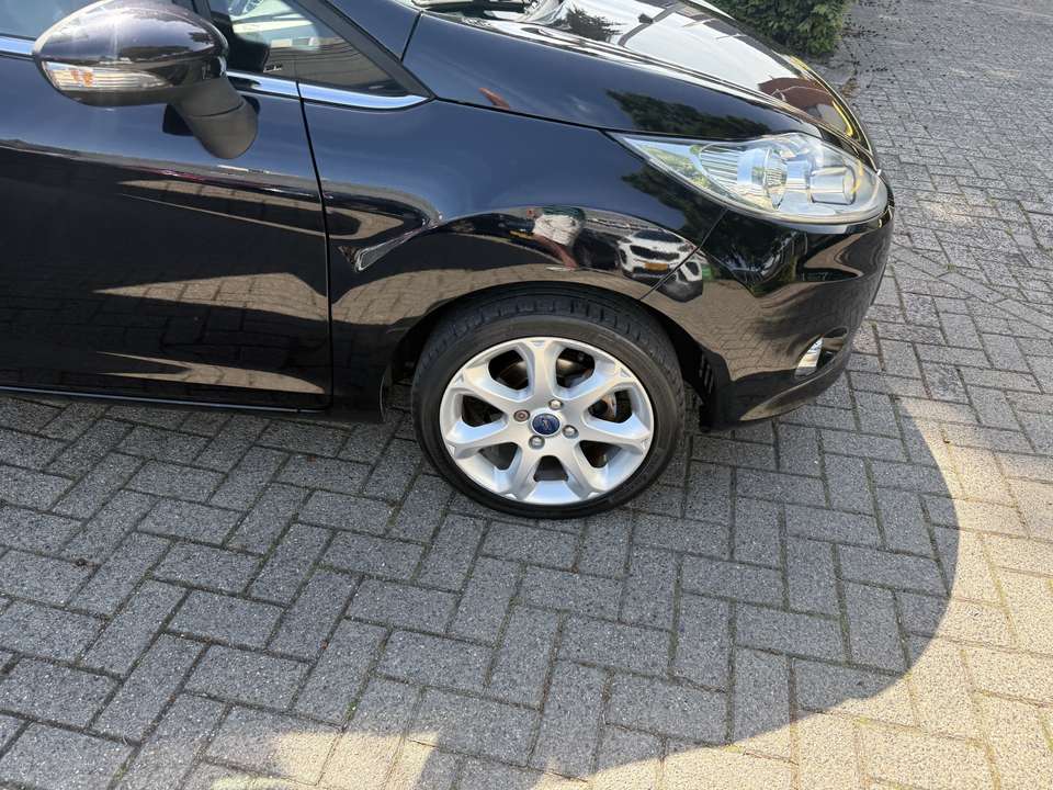 Ford Fiesta - Imagem 7