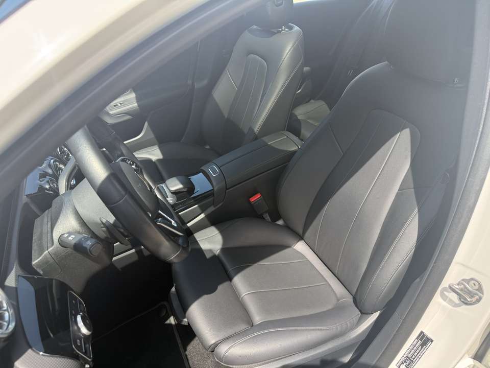 Mercedes-Benz A 200 - Imagem 12
