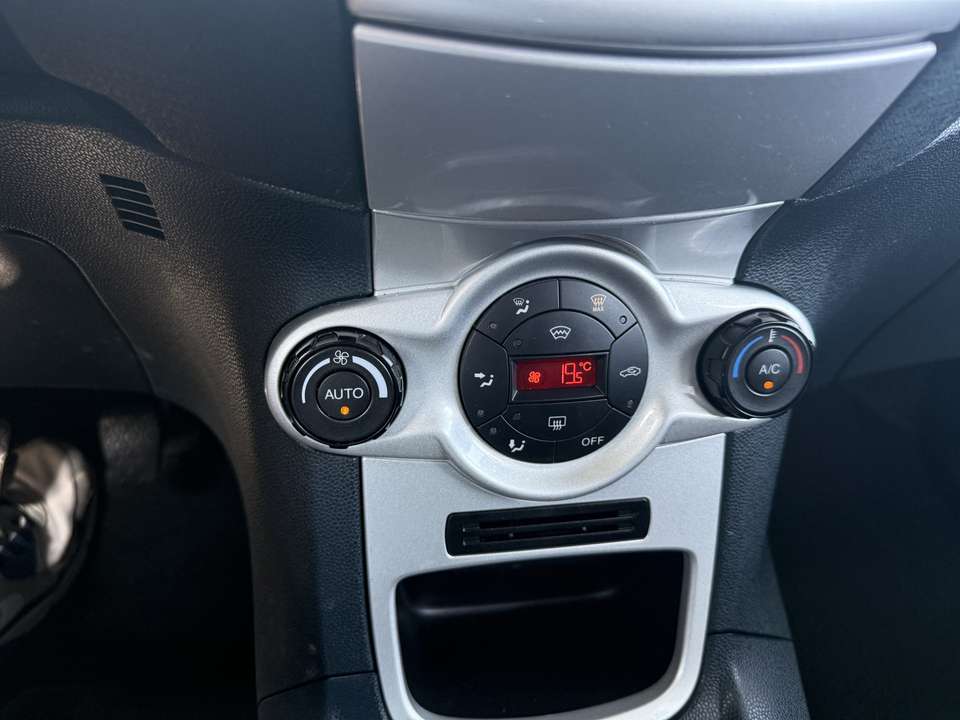 Ford Fiesta - Imagem 14