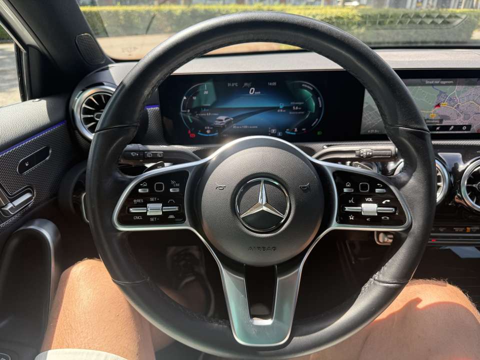Mercedes-Benz A 200 - Imagem 16
