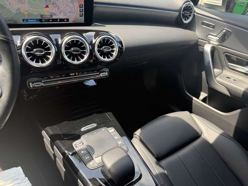 Mercedes-Benz A 200 - Imagem 19