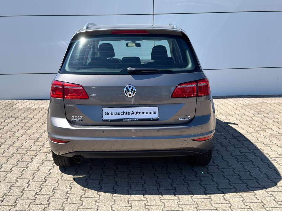Volkswagen Golf Sportsvan - Imagem 5
