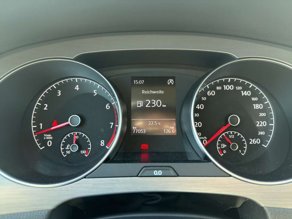 Volkswagen Golf Sportsvan - Imagem 11