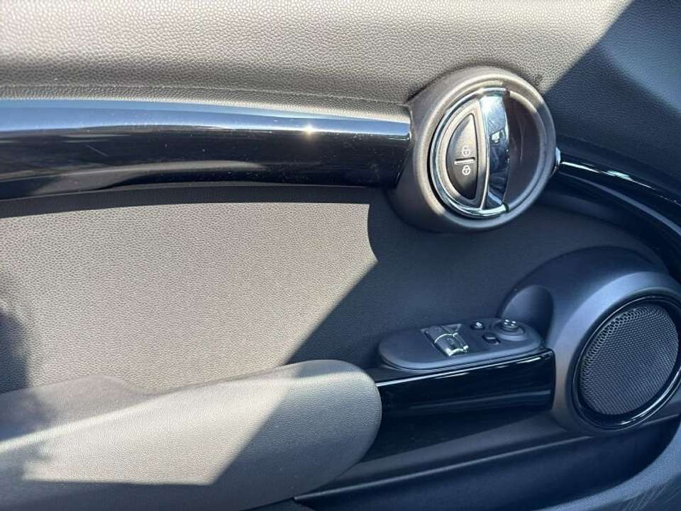 MINI Cooper SE - Imagem 10