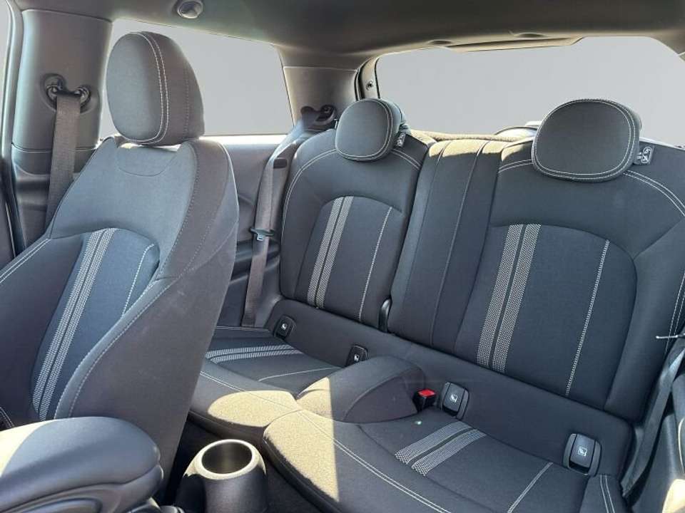 MINI Cooper SE - Imagem 11